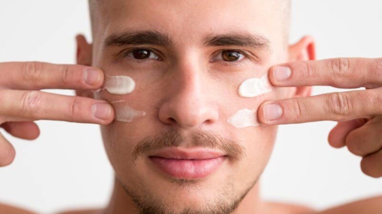 How to Protect Your Skin from Environmental Damage